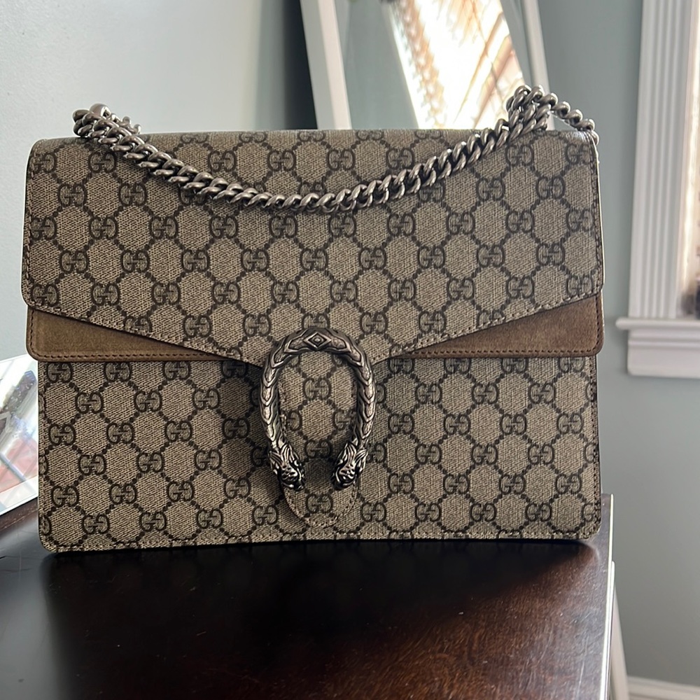 Gucci Dionysus Medium GG shoulder bag